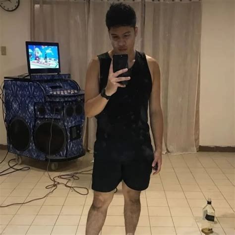 Monty Halili (@79Halili) .